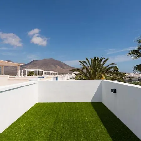 Playa Blanca Sleeps 6 Pool Air Con Wifi Casa de Férias Playa Blanca (Lanzarote)